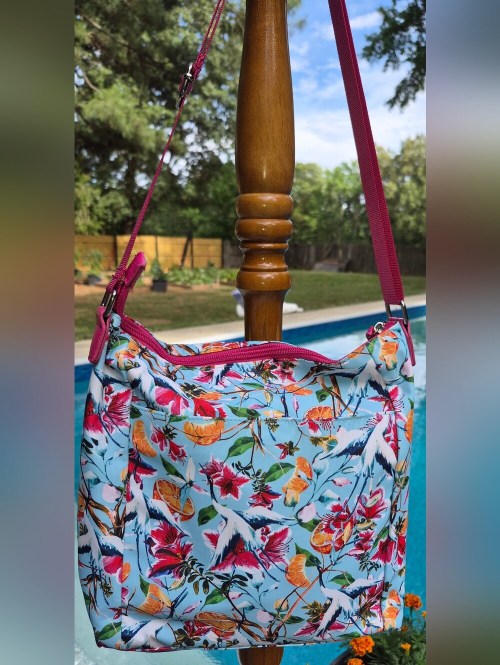 Samantha Brown To-Go medium Zip-front Crossbody Handbag - Picture 2 of 10